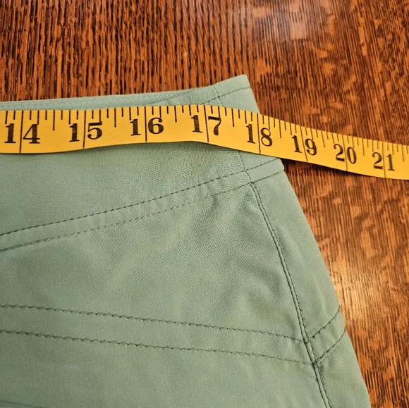 Athleta Blue 4" Hiking Shorts - Picture 8 of 11